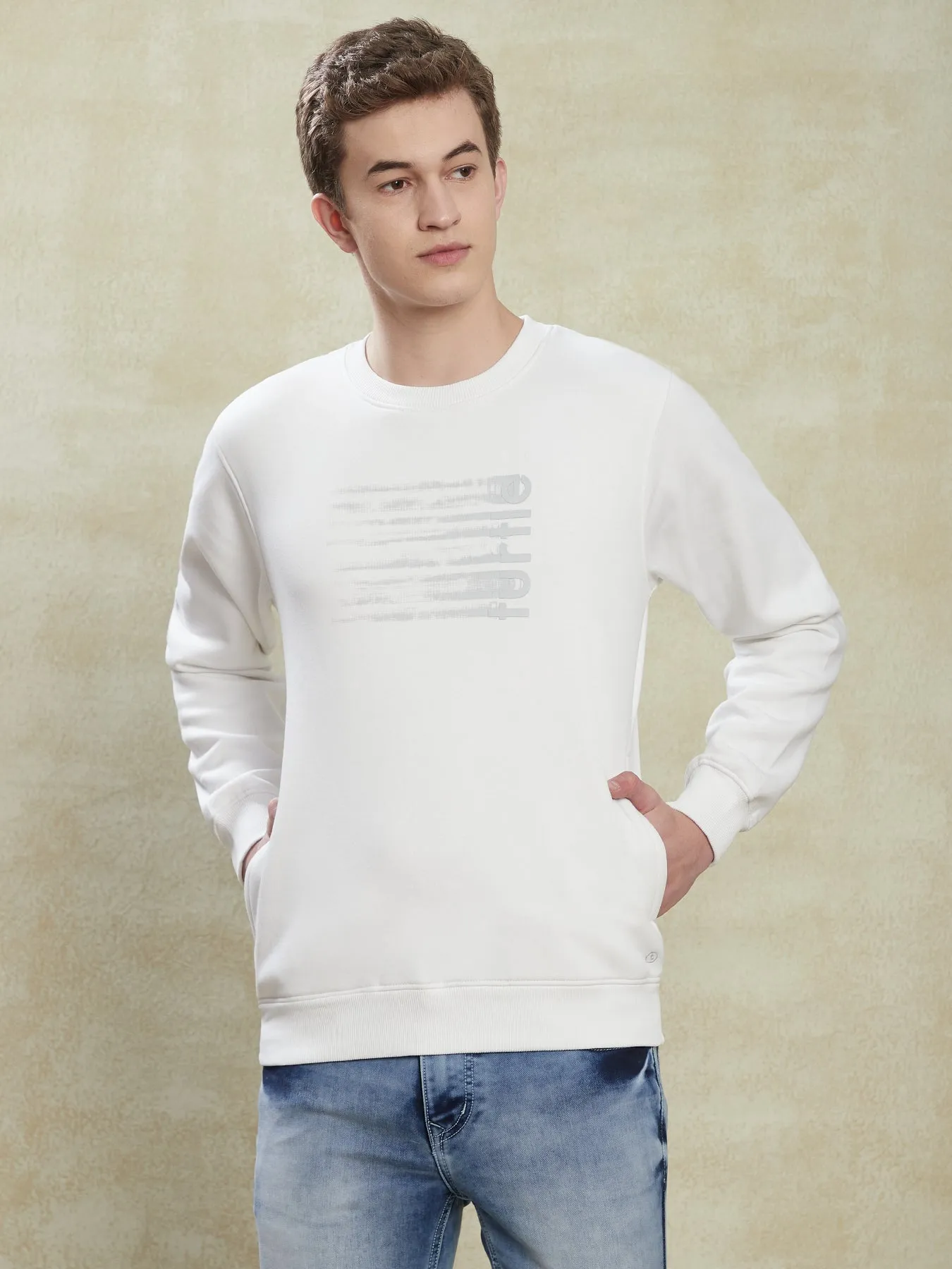 Knitted White Printed Regular Fit Full Sleeve Casual Sweatshirt