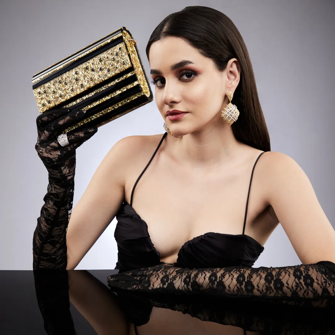 Marie Gold Black Gold