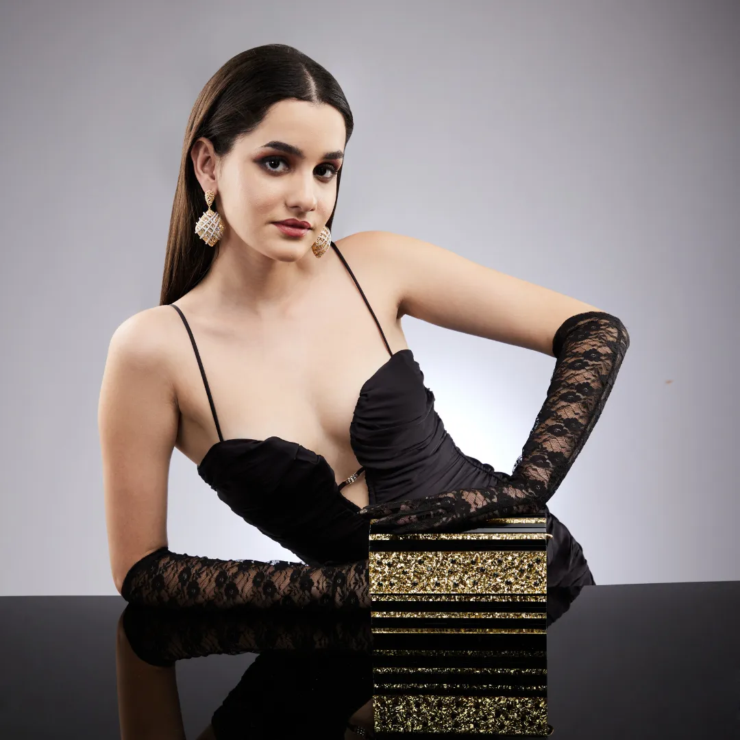 Marie Gold Black Gold