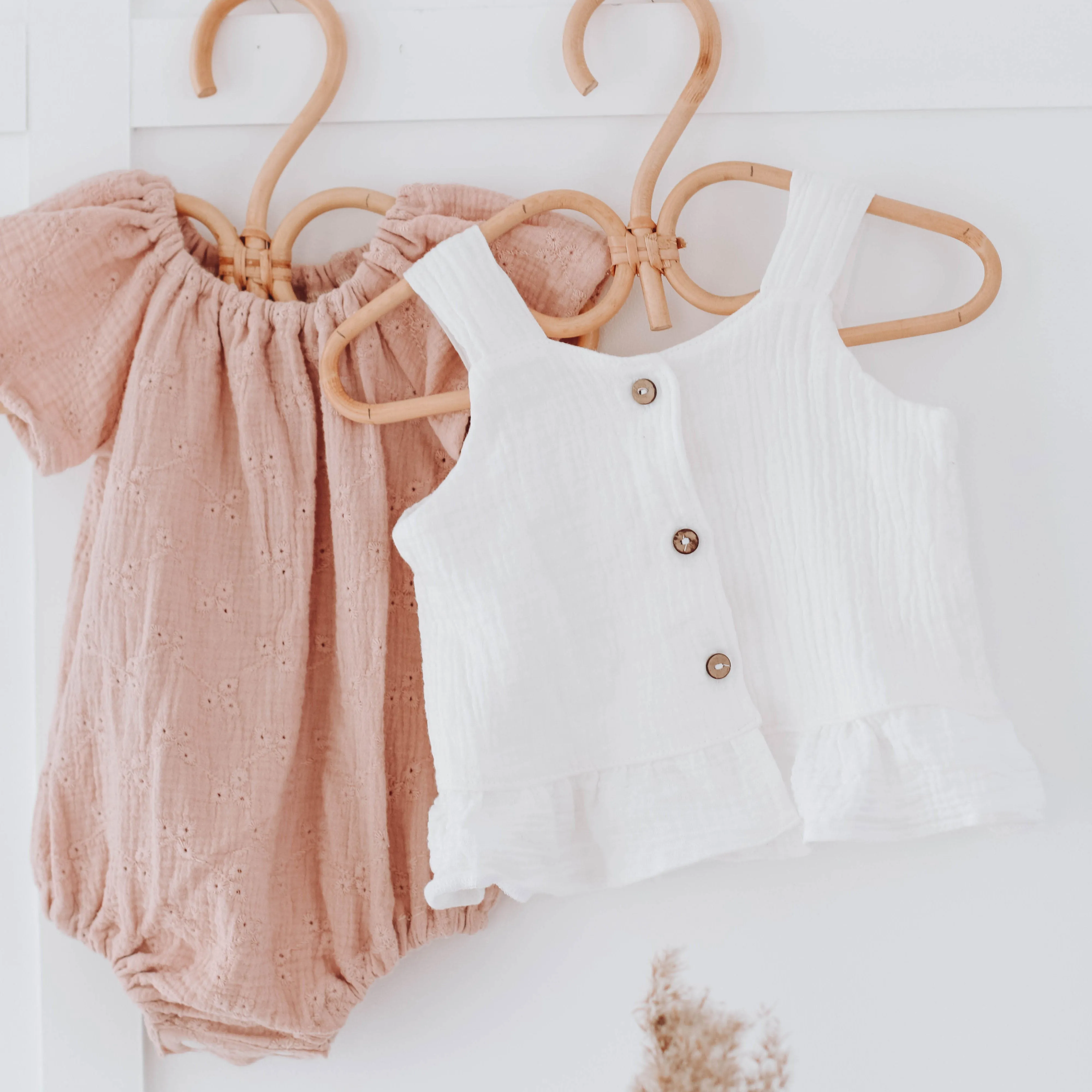 Muslin summer top WITH BUTTONS