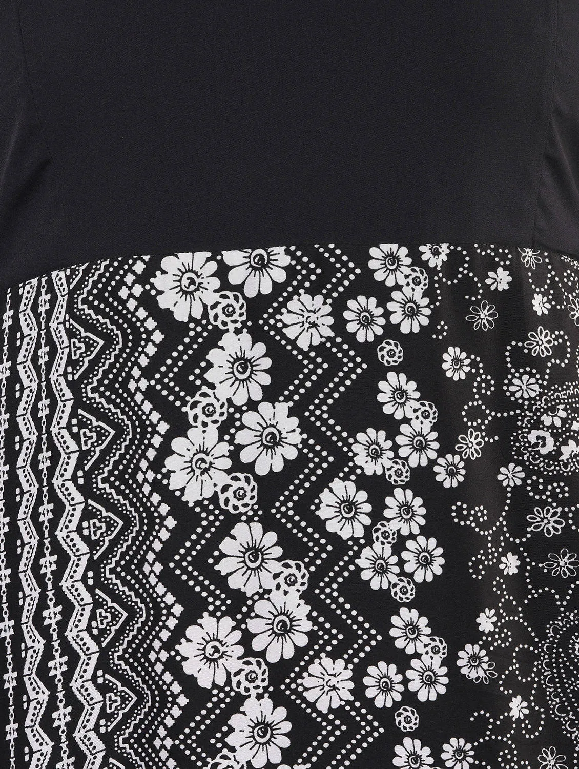 Round neck paisley maxi dress