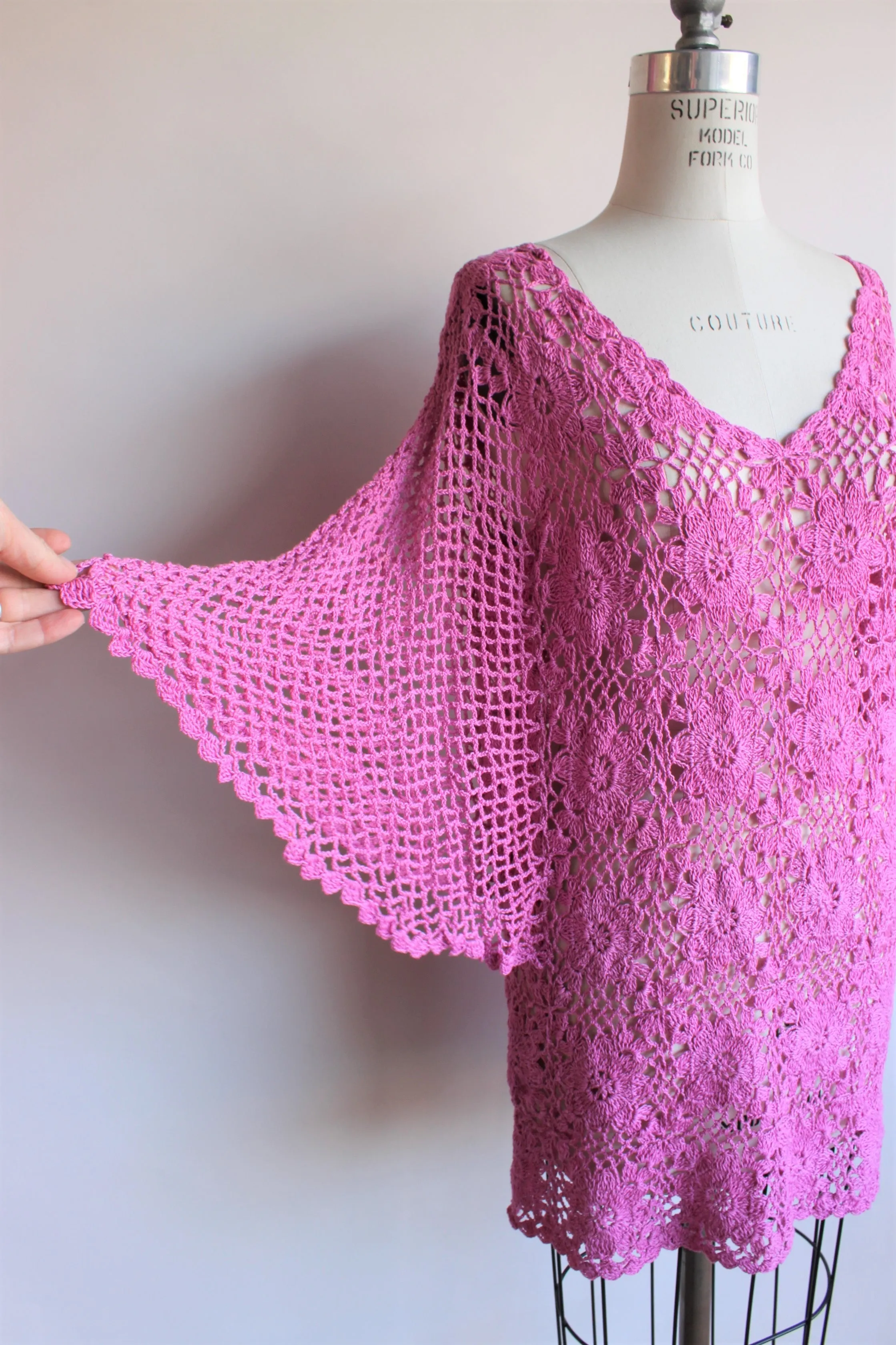 Vintage 1980s Pink Crochet Blouse